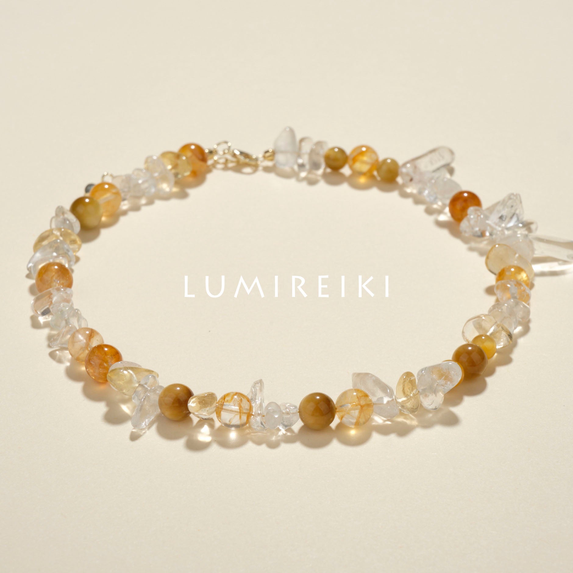 Lumi Reiki 8mm Yellow Agate Detail - Stone for Emotional Stability and Opportunity Recognition