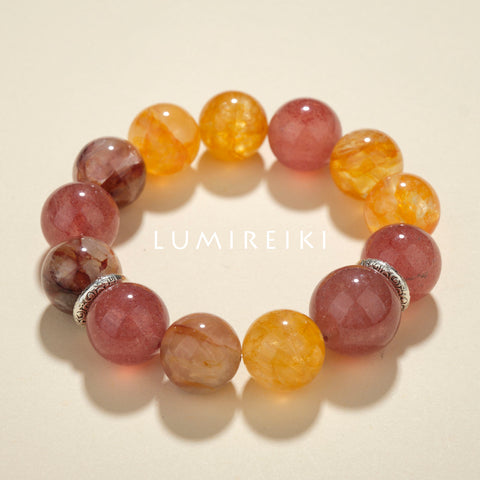 Lumi Reiki Strawberry Quartz Detail - Crystal for Love Attraction and Self - Confidence Boost