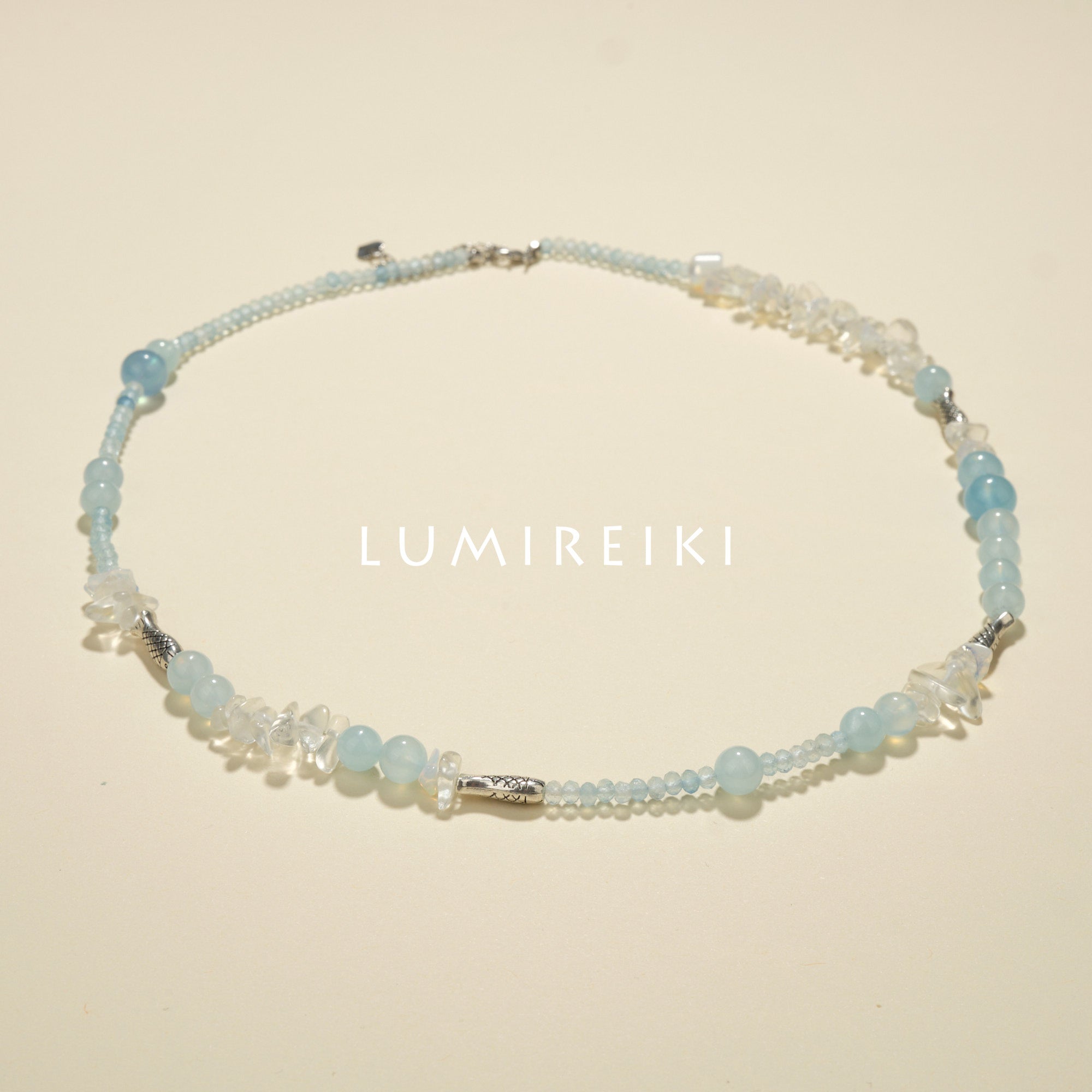 Lumi Reiki Moonstone Free-Form Close-Up | Gentle Crystal for Emotional Balance & Intuition Spark