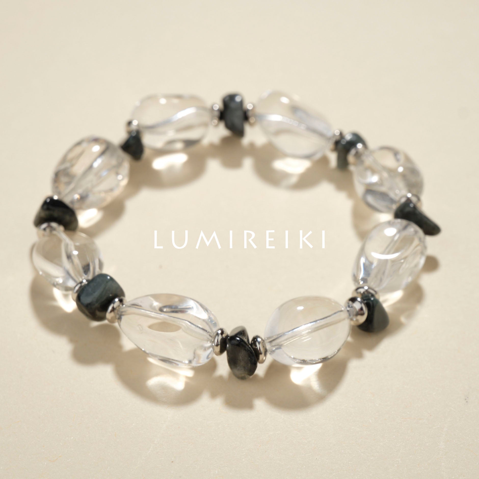 Lumi Reiki Black White Crystal Fatigue Bracelet - Intricate Design Details and High-quality Craftsmanship